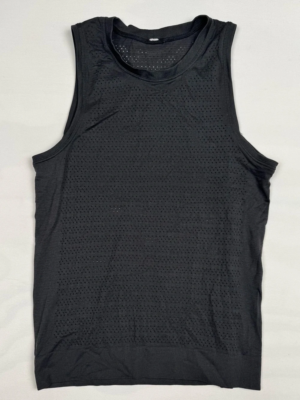 Lululemon Breeze By Muscle Tank Black Women’s 6